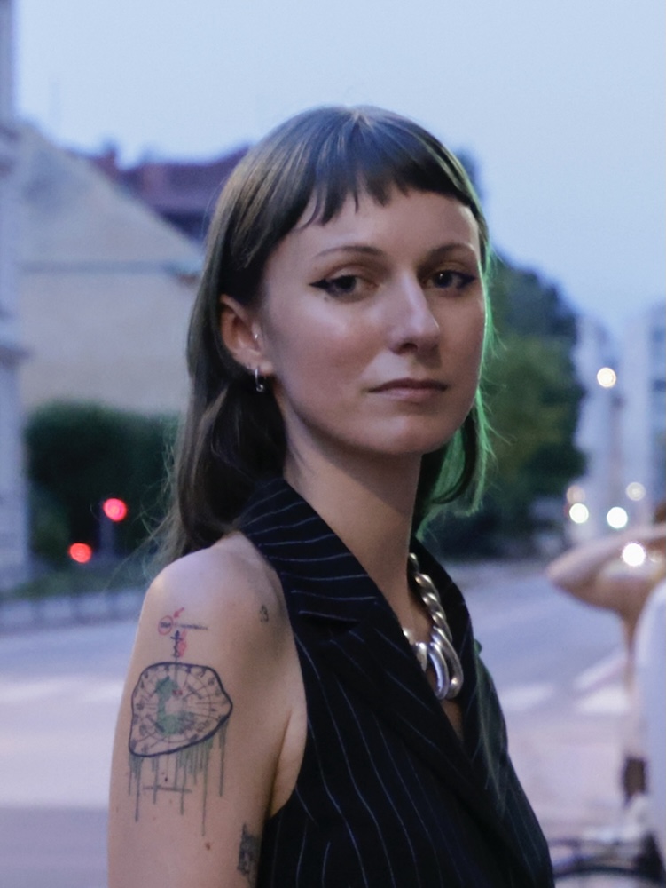 Sara Bezovšek